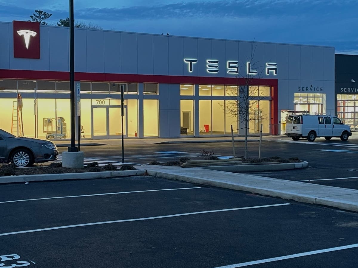 Tesla Paint Shop Bucks County